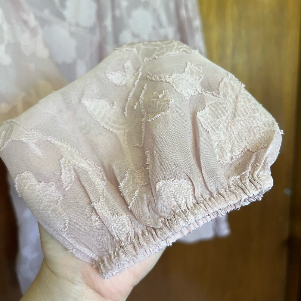 Torrid Chiffon Clip Floral Bubble Hem Blouse - Picture 8 of 12